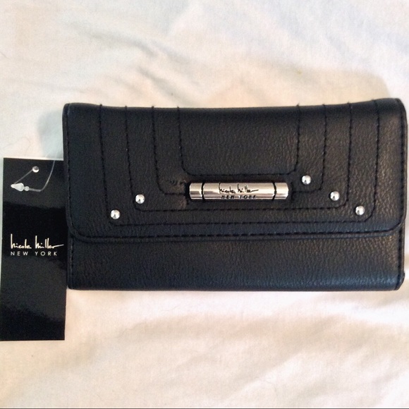 Nicole Miller Handbags - NICOLE MILLER NEW YORK NWT WALLET